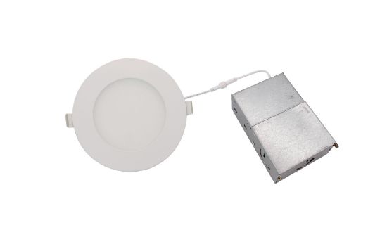 Picture of 3'' LED Recessed Downlight, 2-hours Fire Rated, 8 watts, 656lms, Pre-select 5 CCT, Triac Dimming, 120V, Round, Wet Location, White