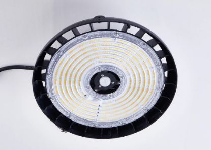 Picture of LED Highbay UFO Plus-Series, Pre-Select 3 Wattage 150-200-240W, Pre-Select 3 CCT 3K-4K-5K, 36000lm, IP65 Rated, 9 ft Power Cord, 120-347V